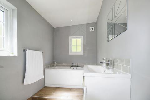 Inham Lee Aughton, Collingbourne Kingston, Marlborough, SN8 3RZ