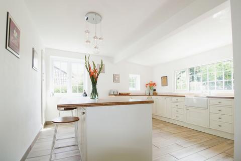 Inham Lee Aughton, Collingbourne Kingston, Marlborough, SN8 3RZ