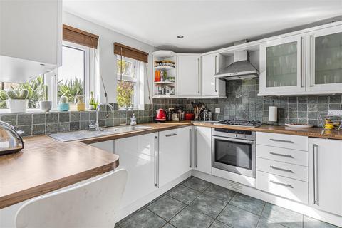 11 Brimley Road, Cambridge, CB4 2DQ