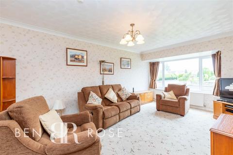 46 Aldersleigh Crescent, Hoghton, Preston, PR5 0BD