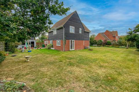 10 The Cobbins, Burnham-on-crouch, CM0 8QL