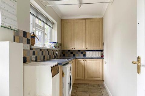 10 The Cobbins, Burnham-on-crouch, CM0 8QL