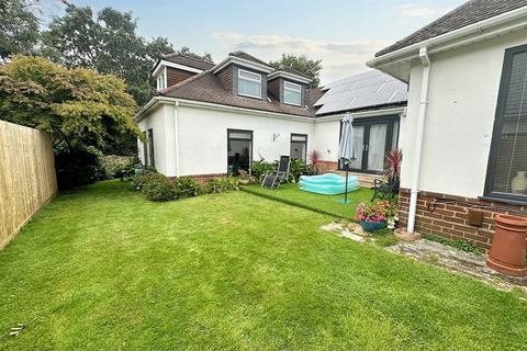 5 bedroom detached bungalow for sale, Muscliffe