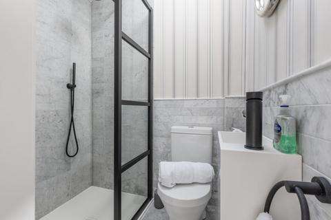 30 Feus, Auchterarder, PH3 1EP