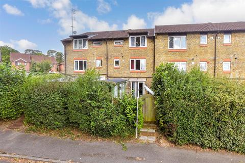 1 bedroom ground floor flat for sale, Willow Close, Beare Green, Dorking, Surrey