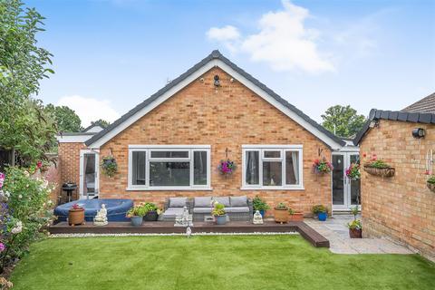 4 bedroom detached bungalow for sale, Egremont Road, Bearsted