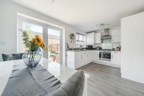 3 bedroom end of terrace house for sale, Fauna Field, Bedfordshire LU5