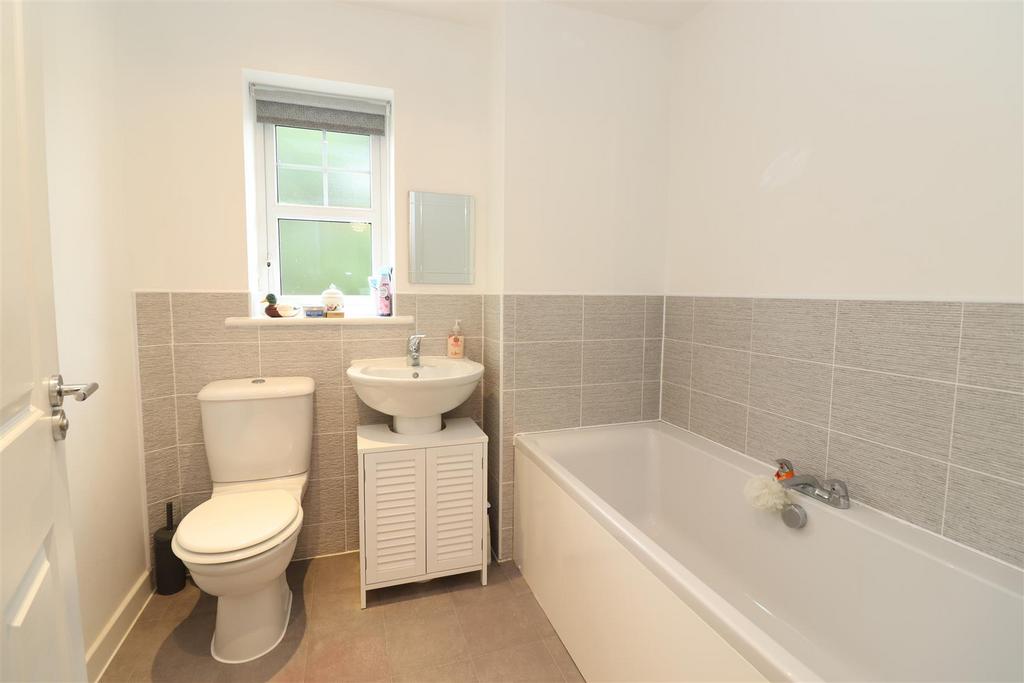 Bathroom / WC
