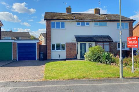 3 bedroom semi-detached house for sale, Ploughmans Lea, East Goscote