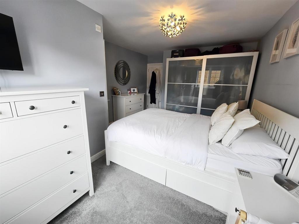 JXw K4749a Eye Ygw Osa Irf Q.jpg