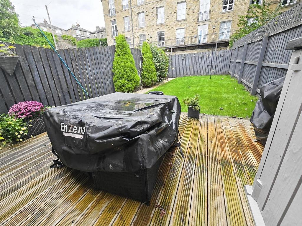 Uo5rv JLCY0i-YJi Tz Lzw QA.jpg