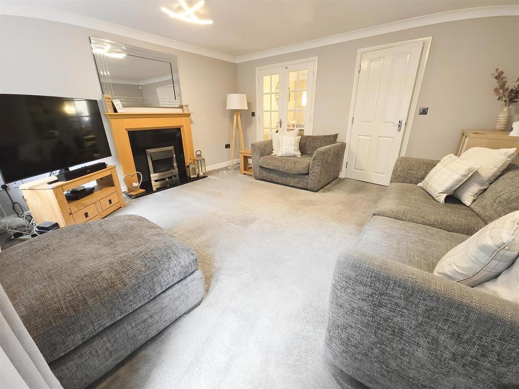 E N3 A4 Cvz00 Wy HJXFQBz5q Q.jpg