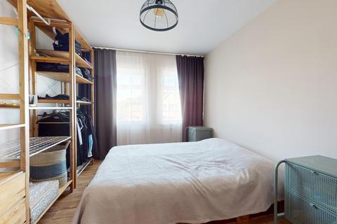 16 Ingoldsby Road, Gravesend, DA12 2LG