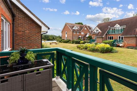 2 bedroom apartment for sale, Andrews Reach, Bourne End, Buckinghamshire, SL8