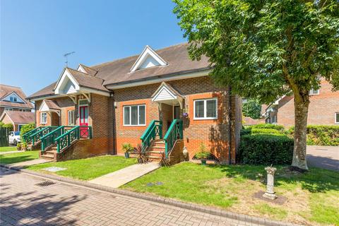 2 bedroom apartment for sale, Andrews Reach, Bourne End, Buckinghamshire, SL8