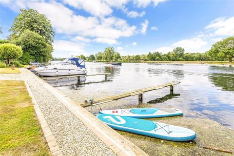 2 bedroom apartment for sale, Andrews Reach, Bourne End, Buckinghamshire, SL8