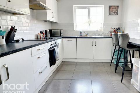7, Olympia Court Jossey Lane, Scawthorpe, Doncaster, DN5 7ZA