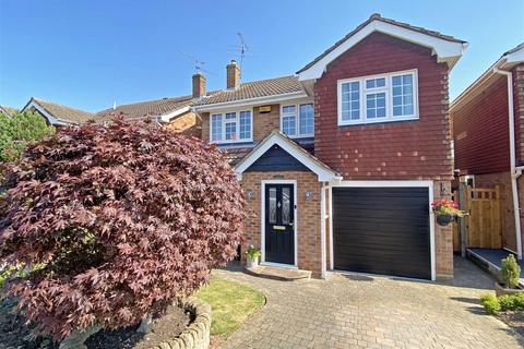 4 bedroom detached house for sale, Honey Close, Great Baddow, Chelmsford