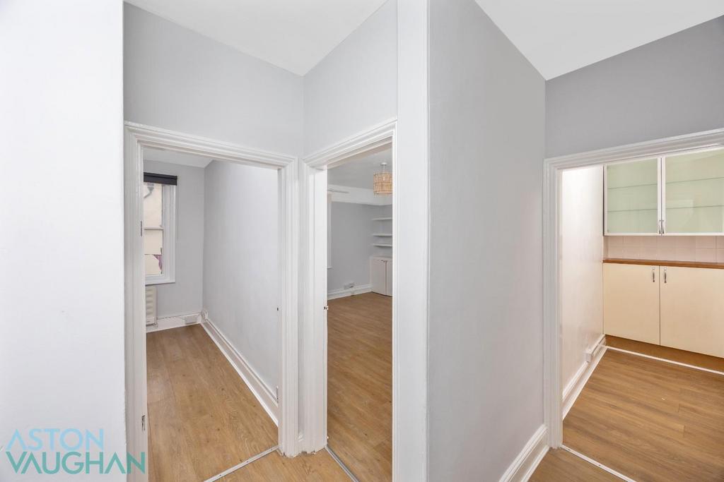 Bond Street 27 Flat A-002.jpg