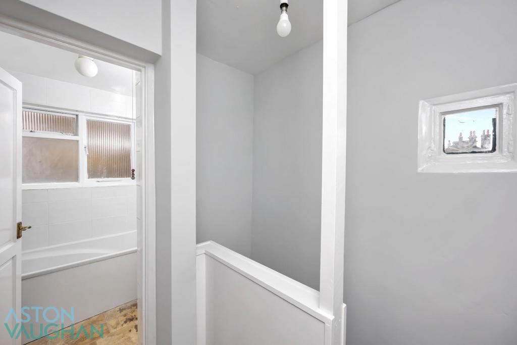 Bond Street 27 Flat B-004.jpg