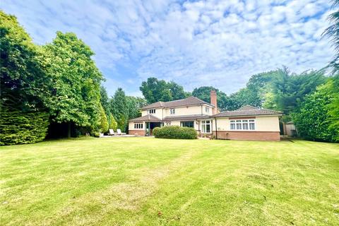 5 bedroom detached house for sale, Chewton Farm Road, Christchurch BH23