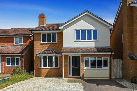 4 bedroom detached house for sale, 52 Yeoman Way, Hadleigh