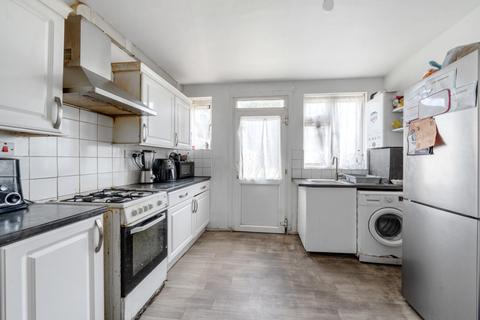 319 Billet Road, London, E17 5PX