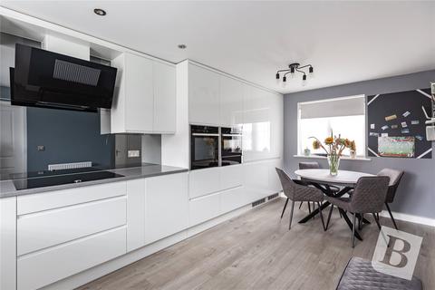 26 Barley Drive, Gravesend, DA11 7GP