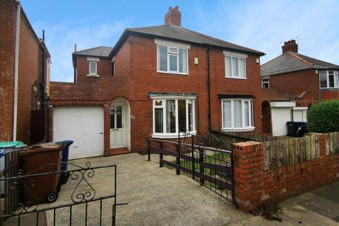 2 bedroom semi-detached house to rent, Ronald Drive, Newcastle upon Tyne, NE15