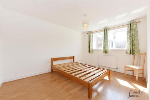 160 Telegraph Place, London, E14 9XD