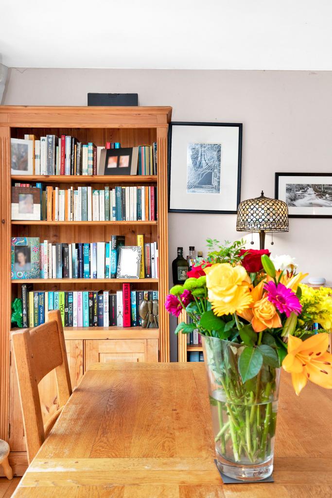 Dining book case