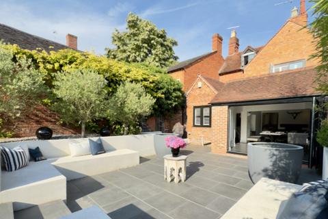 4 bedroom townhouse for sale, High Street, Henley-In-Arden, Warwickshire B95 5AG