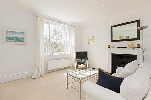 2 bedroom flat to rent, Onslow Gardens, South Kensington, London SW7.