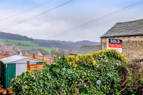 2 bedroom terraced house for sale, Burn Road, Huddersfield, HD3