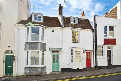 2 bedroom townhouse to rent, Camelford Street Brighton BN2