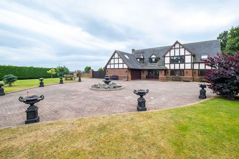 5 bedroom detached house for sale, Coppice Lane, Tamworth B78