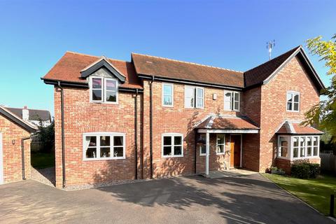 5 bedroom detached house for sale, Borderbrook, Tallarn Green