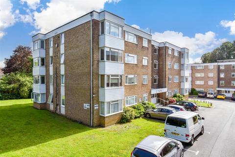 1 bedroom ground floor flat for sale, London Road, Brighton, East Sussex