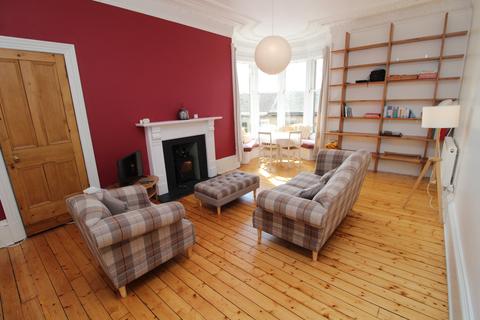 4 bedroom flat to rent, Wilton Street, Glasgow G20