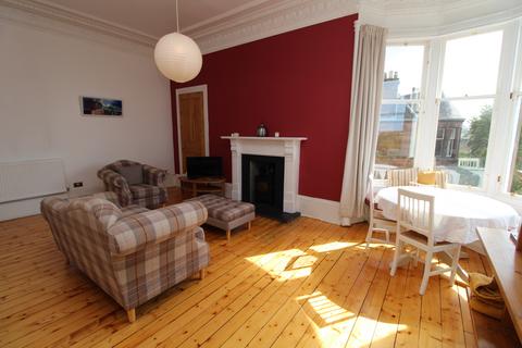 4 bedroom flat to rent, Wilton Street, Glasgow G20