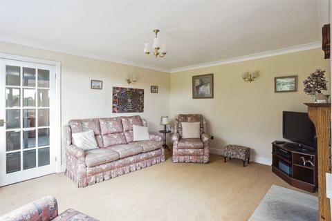 3 bedroom bungalow for sale, Cottons Lane, Ashton-Under-Hill, Worcestershire, WR11