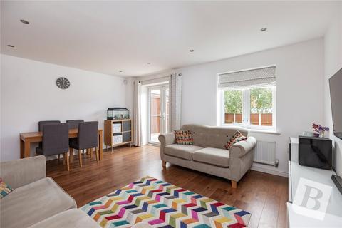 8 Oldmead Close, Romford, RM3 9FH