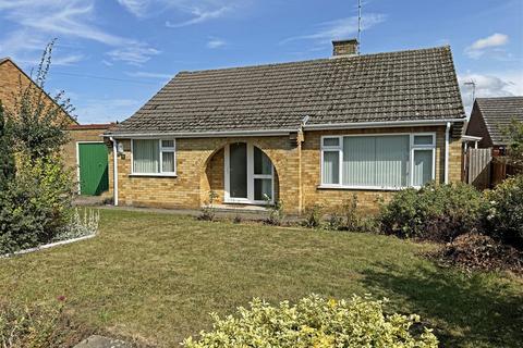 2 bedroom detached bungalow for sale, Fane Close, Stamford