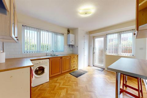 2 bedroom detached bungalow for sale, Fane Close, Stamford