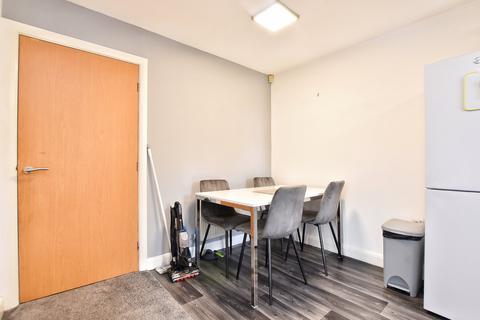 2 bedroom apartment for sale, Canberra Way, Balderstone, Rochdale, Greater Manchester, OL11