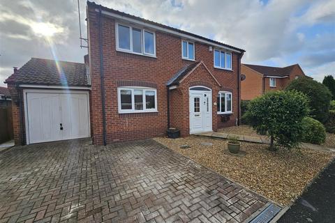 4 bedroom detached house for sale, Milner Fields, Wellow NG22