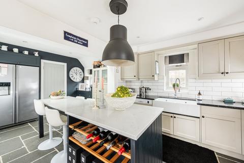 undefined, New Road, Dinton, Buckinghamshire, HP17