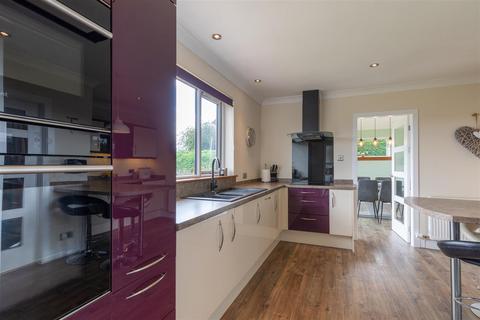 5 bedroom detached house for sale, Buchan Drive, Perth