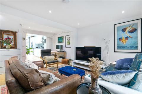8 Windmill Row, London, SE11 5DW