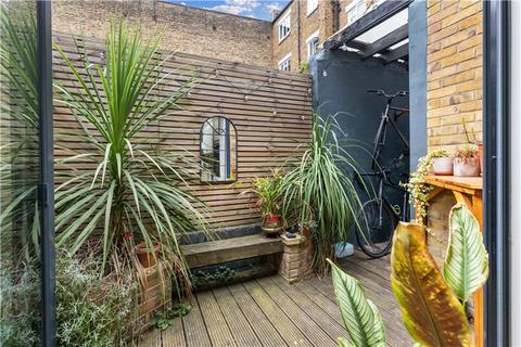 8 Windmill Row, London, SE11 5DW